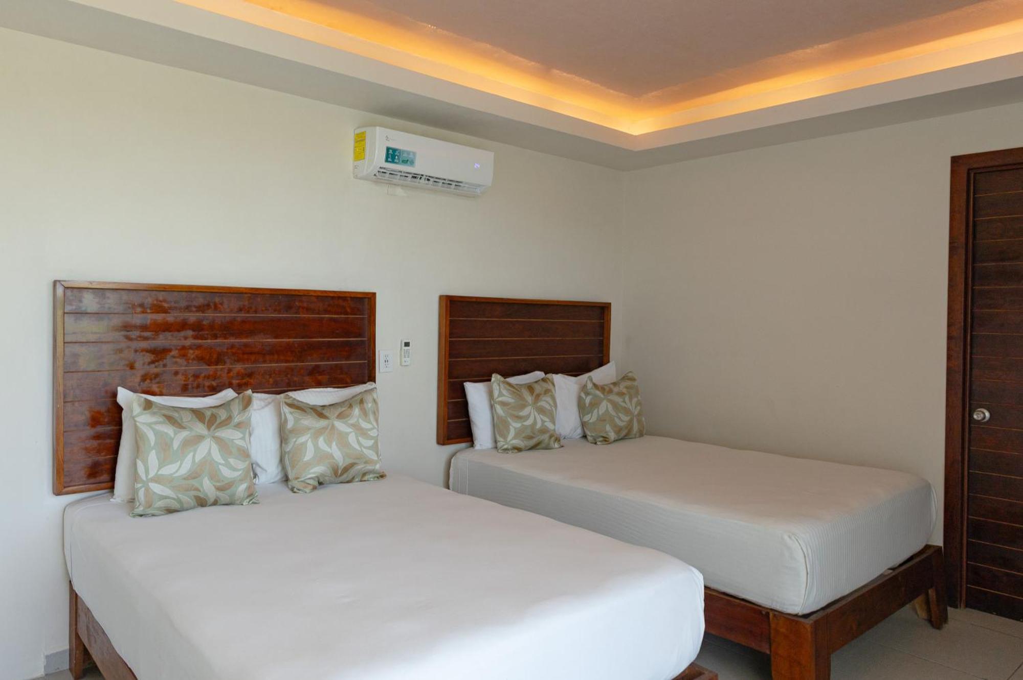Aquastar Hotel & Apartments Mahahual Luaran gambar