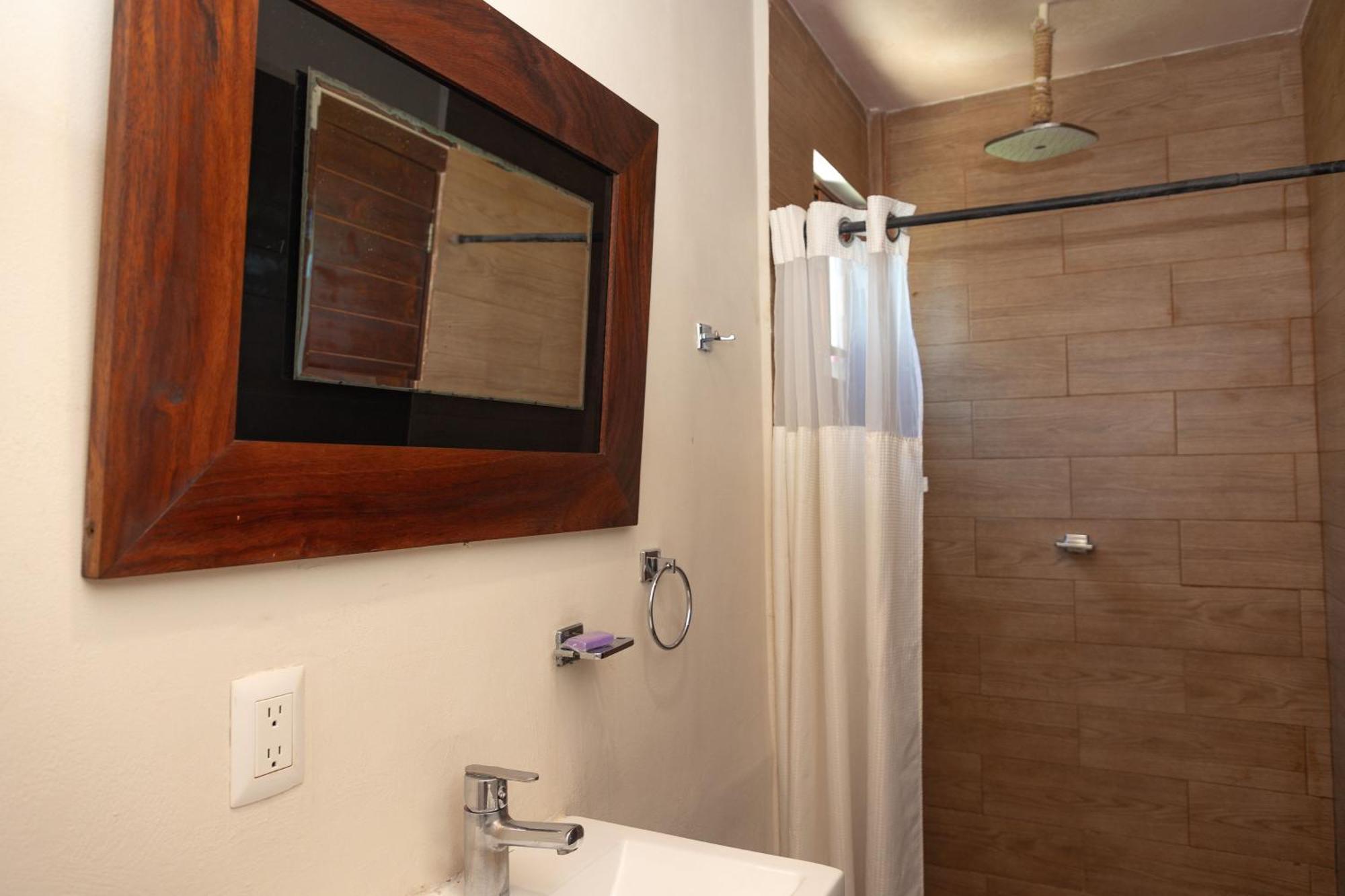 Aquastar Hotel & Apartments Mahahual Luaran gambar