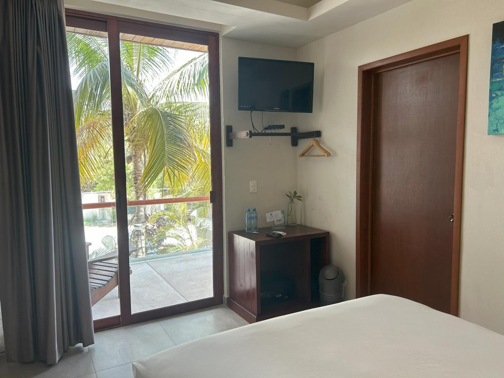 Aquastar Hotel & Apartments Mahahual Luaran gambar